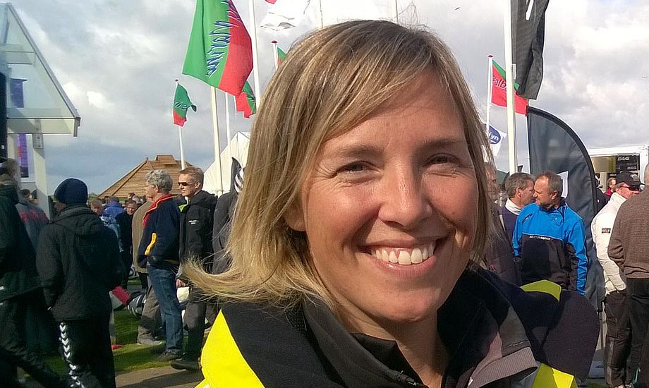 Ditte Juul fra Thurø er til dagligt lærer på Oure. Her ses hun lige efter skippermødet i Bogense. Foto: Troels Lykke