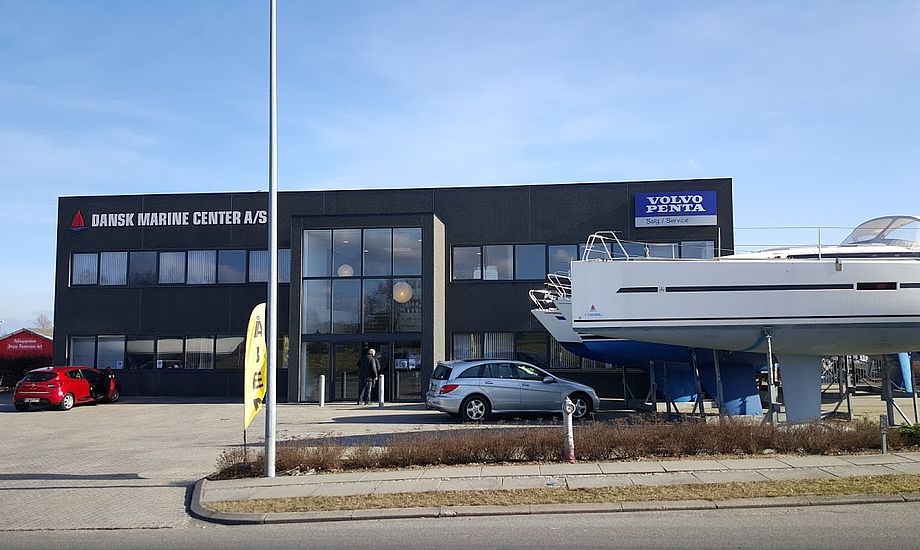 Dansk Marine Center A/S er autoriseret salgs- og servicecenter for Volvo Penta og Mercury motorer. Lige nu er der åbent hus. Foto: Troels Lykke