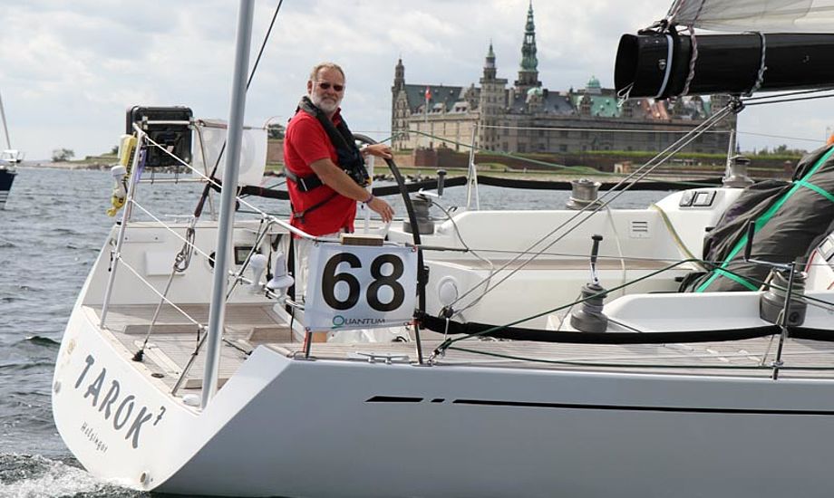 Erik Berth, her i sin Swan 45, Tarok, er en af tovholderne i den nye Danish Big Boat Club. Foto: Troels Lykke