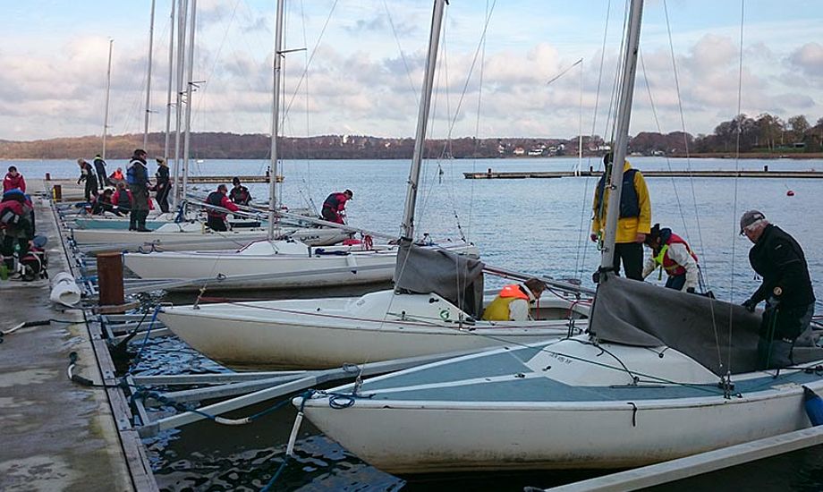 Masser både ved Yachtklubben Furesøens flotte nye flydebroer. Foto: Jørgen Ring