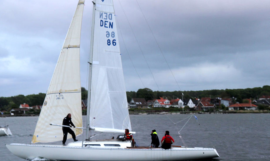 Per Brøndum og besætning har netop modtaget spilerstagen i Svendborg Sund, men de brugte ikke stagen efterfølgende, forlyder det. Foto: Troels Lykke