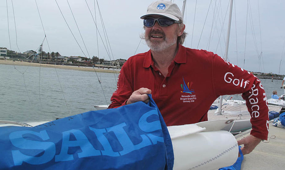 Frank Berg i Melbourne, hvor han sejler i sin glasfiber-Drage. Foto: Troels Lykke