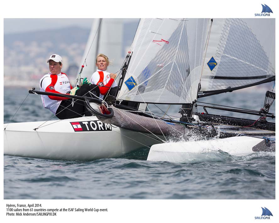 Lin Cenholt og Anders Thomsen i Nacra 17. Farten er god, men starterne skal blive bedre, lyder det fra Lin. Foto: Mick Anderson/sailingpix.dk