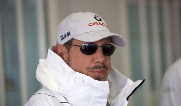 Larry Ellison var cuper cool, da vi mødte ham til pressekonference i Valencia i februar, men da havde han også lige slået Alinghi i en sejlads