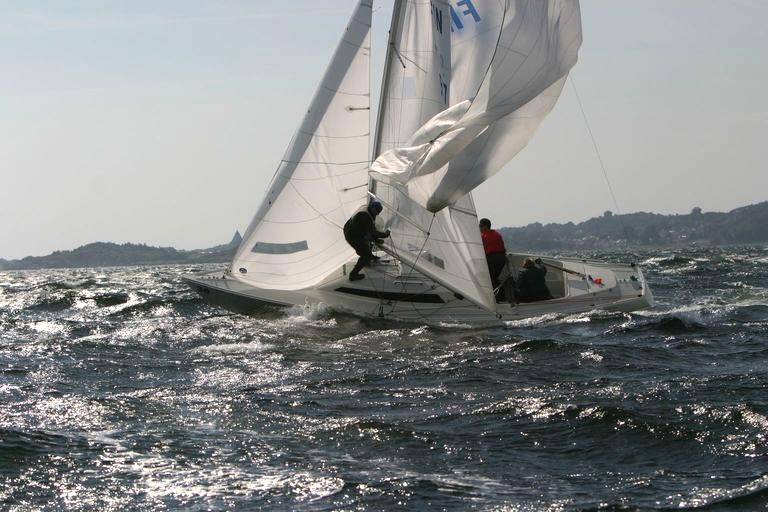 Sejlerne fik noget blandet vejr på VMs første dag i Tyskland. Foto: h-boat-class.org