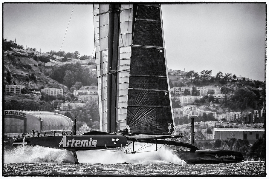 Christian Kamp, der sejler på Artemis i America's Cup er dybt professionel og er måske manden, der kan få SAP-holdet på podiet igen.