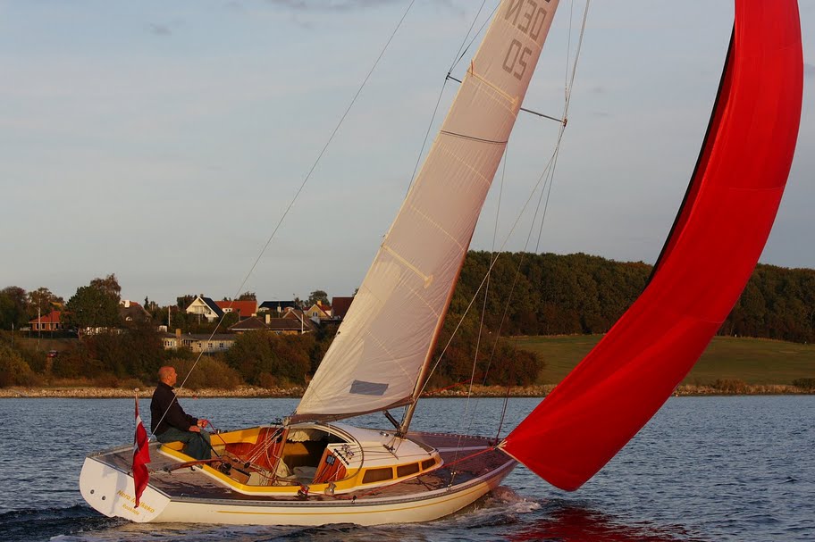 En rig skal også være stram på en BB 10-meter. Foto: Søren Svarre, sejlfoto.dk