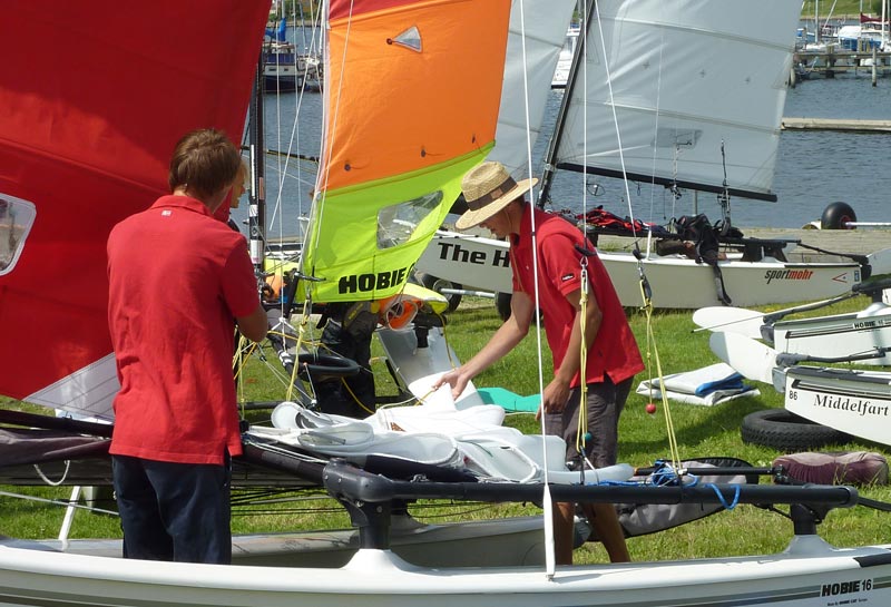 Brødrene Bjørnholt, her til Hobie stævne i Middelfart, har taget sølv til de to foregående YSWC. Foto: Katrine Bertelsen