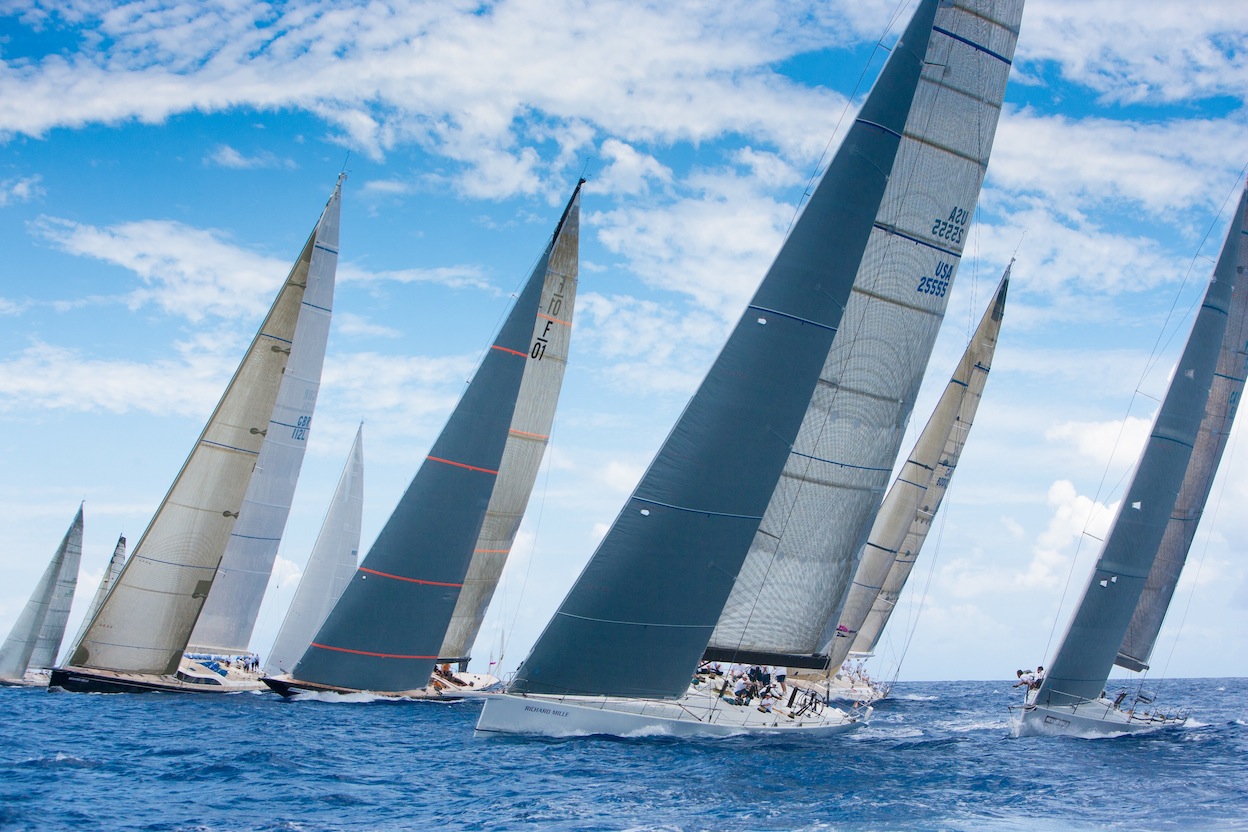 Elvstrøm Sails vil mere ind på superyachts-markedet med Epex-sejl, hvor North Sails står stærkt med 3Di-sejl.