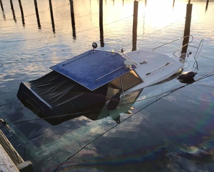 DMI's varsler kan have afgørende betydning for landets sejlere. I Nyborg kostede stormfloden forleden en sunket båd. Foto: Nyborg Marina