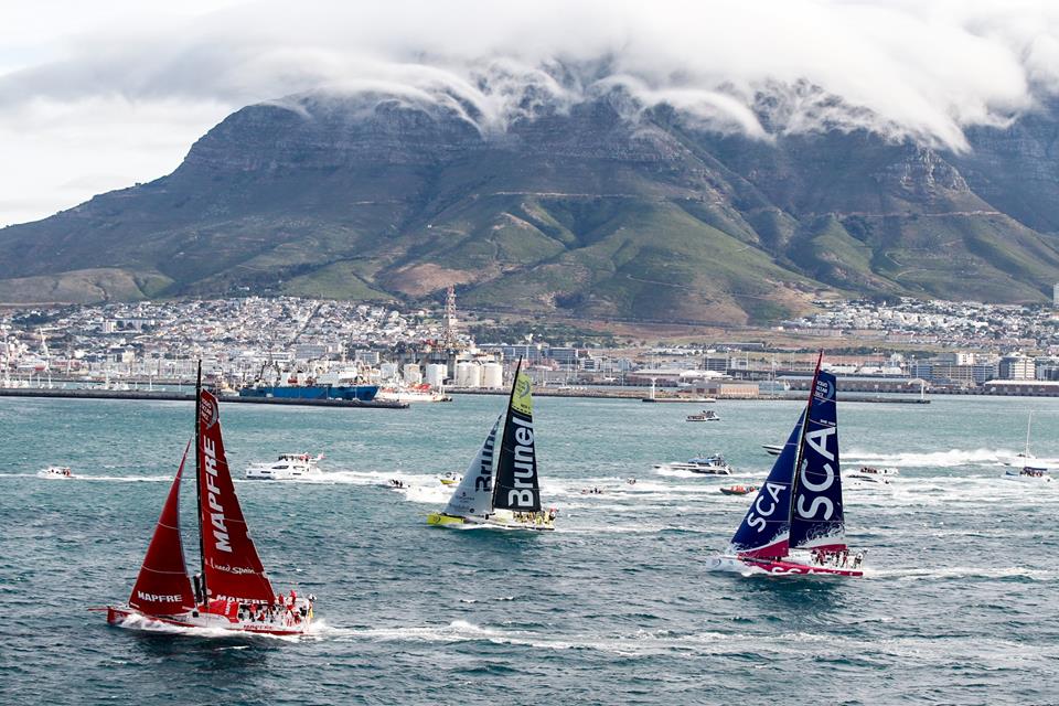 Bådene har frisk vind i Cape Town. Foto: Volvo Ocean Race. Foto: Ainhoa Sanchez