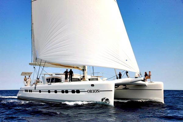 Jacobs Yachts importerer bl.a. denne gigantiske 92 fods Catana katamaran. Foto: Catana.com