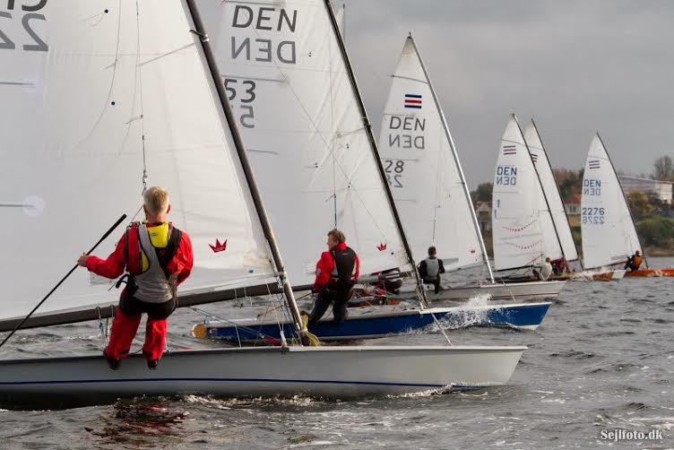 Contender-klassen lever fint. Foto: Søren Svarre, sejlfoto.dk