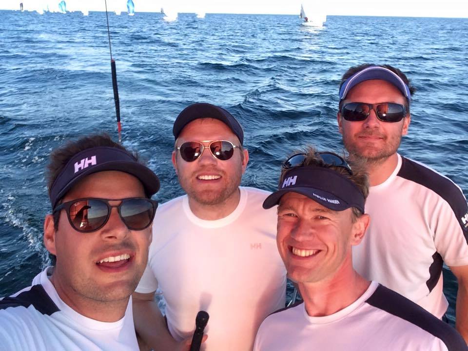 Vinderne ved Melges 24 DM. Fra venstre ses Søren Steen, Kris Houmann, Rasmus Melsen og Rasmus Damsgaard.