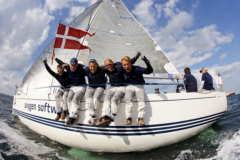Morten Ulrikkeholm fra Kerteminde vandt VM i år i Aarhus med en rød krone i EPEX-sejlet. Foto: Mick Anderson/Sailingpix