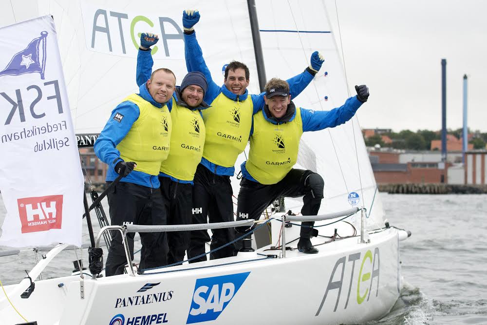 Vi bliver meget skuffede, hvis vi ryger ud af medaljerne. Men vi tror på guldet, lyder det fra Frederikshavn. Foto: Flemming Ø. Pedersen/Sejlsportsligaen