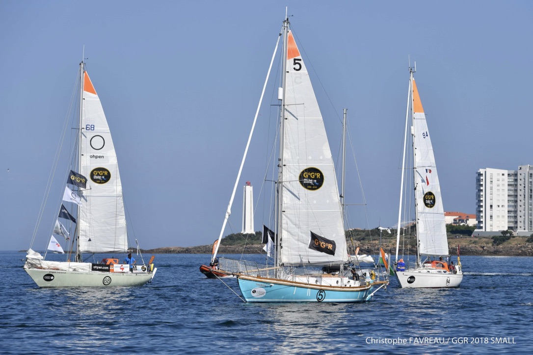 Sejlerne på vej mod startlinjen i Golden Globe. Foto: Christophe Favreau / GGR 2018 SMALL