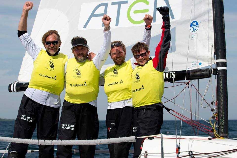 Hellerups team i Lundeborg i Sejlsportsligaen bestod af fra venstre af Anders Halsteen, Mads Christensen, Kristian Kvid Sørensen og Nicolas Brandt Hansen. Foto: Dansk Sejlunion