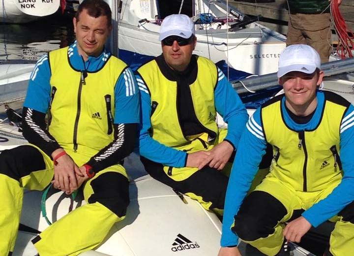 Karl Kristensen, Claus Høj Jensen og Frederik Dahl Hansen er sponsoreret af Adidas og SparNord. Foto: Anja Dahl