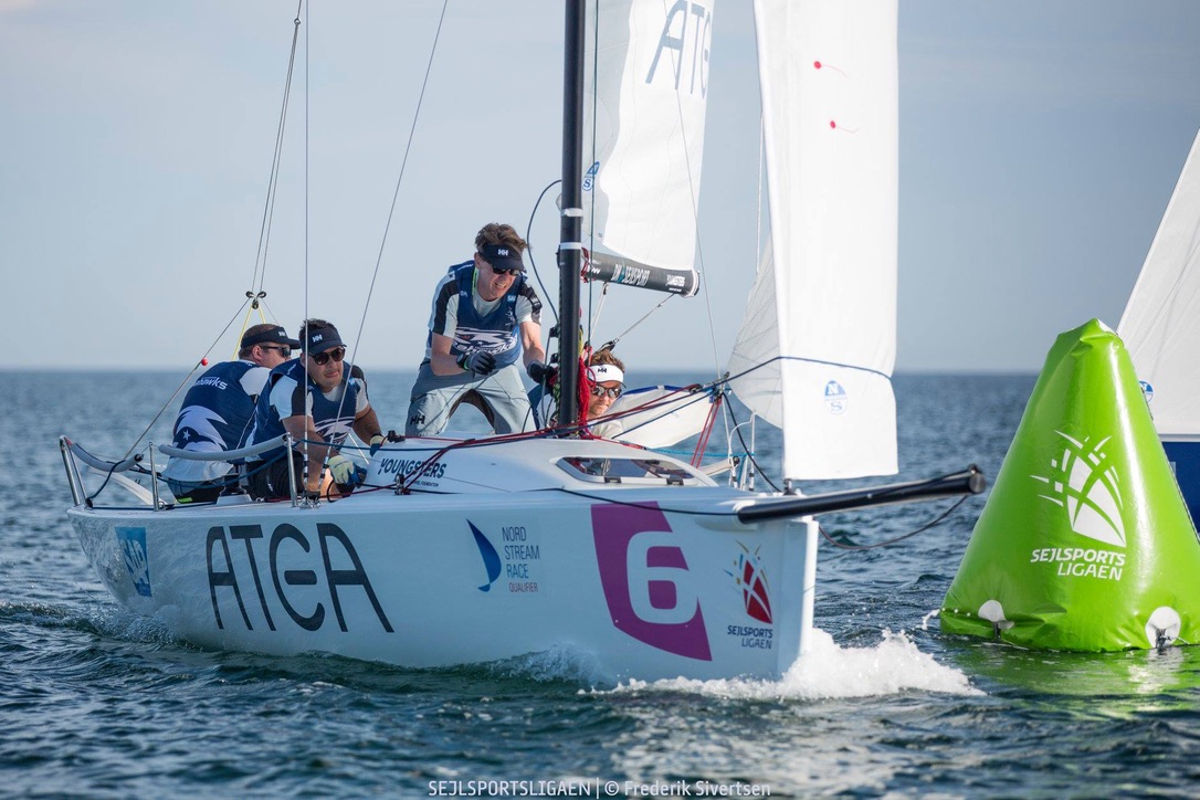 Frederikshavn trak det længste strå ved sæsonens første stævne, hvor holdet desuden var på hjemmebane. Foto: Sejlsportsligaen / Frederik Sivertsen