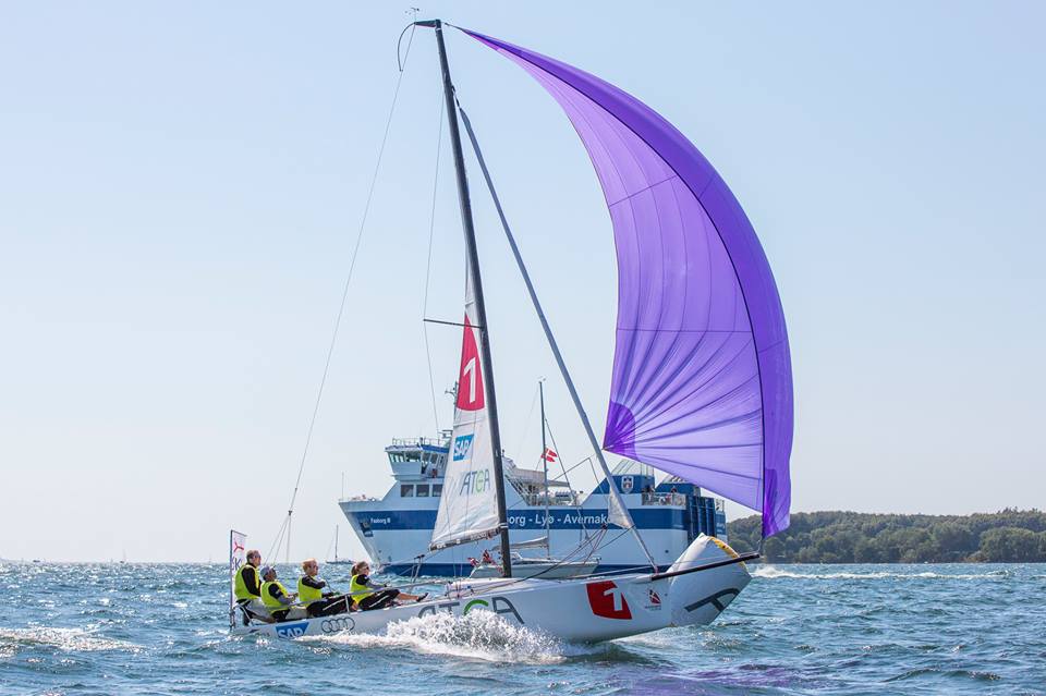 SKS surfer til sejr i Faaborg. Foto: Sivertsen Photography