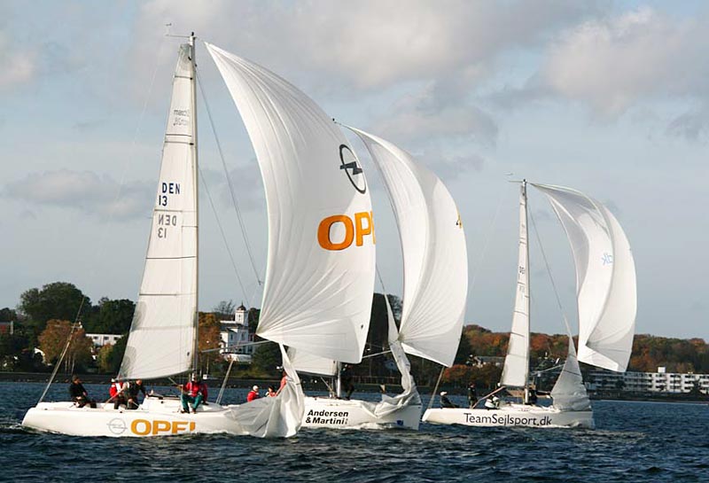 Kun et enkelt jolleteam med Jørgen Svendsen i spidsen deltager. Foto: Claus Berthelsen