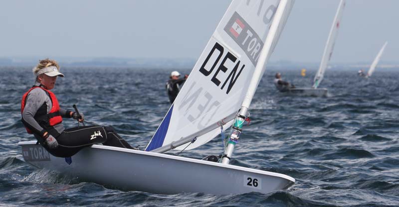 Maiken Schütt er blandt de OL-sejlere, der har let ved at sige sin mening. Det samme positive kan vi sige om Alberte Holm Lindberg. Foto: Troels Lykke