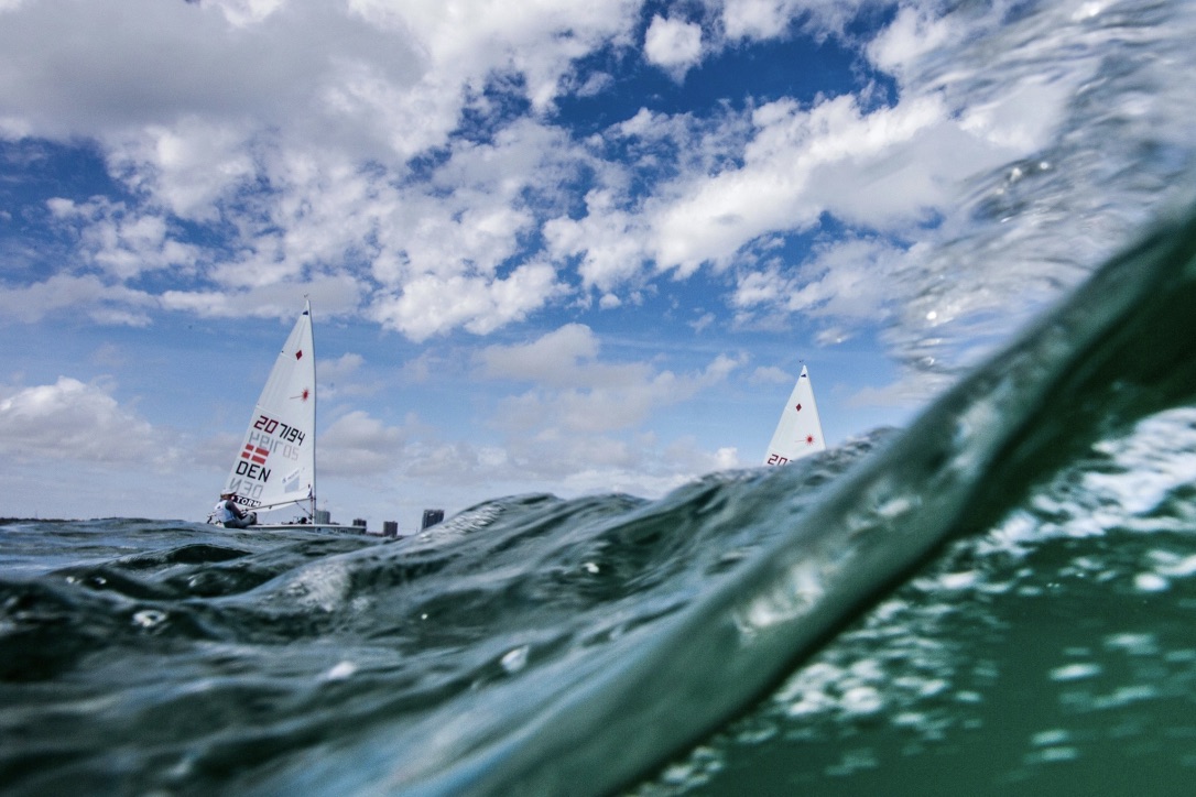 Anne-Marie Rindom sluttede øverst på podiet ved det sidste World Cup-stævne i Japan. Foto: Sailing Energy