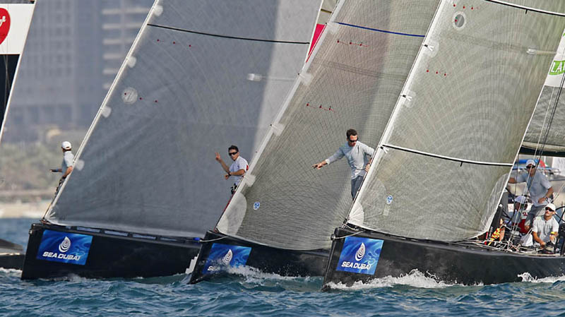 North Sails sidder på RC44-klassen. Her fra Dubai forleden.