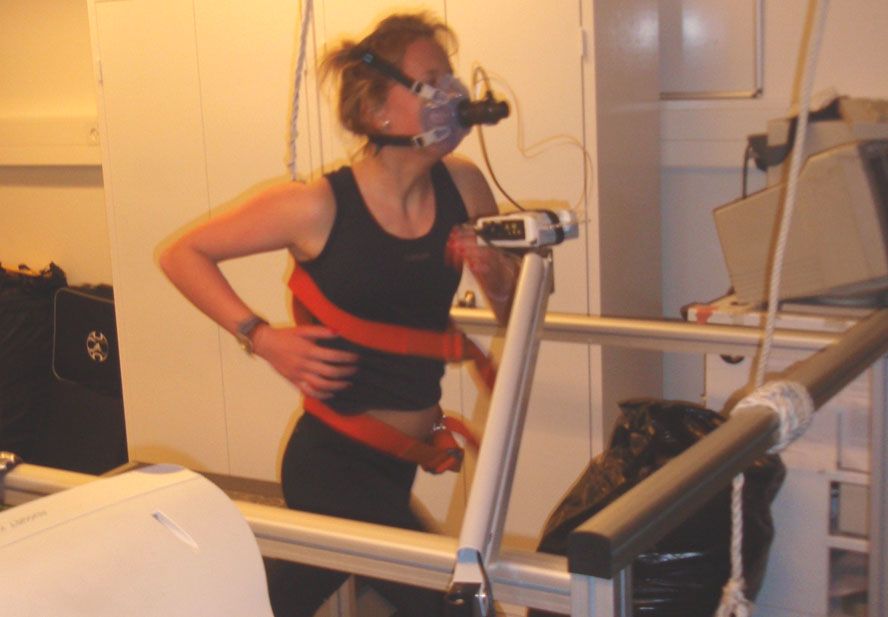 Her ses Stinne Andersson i VO2max-test. Foto: Nicolai Holm Jensen