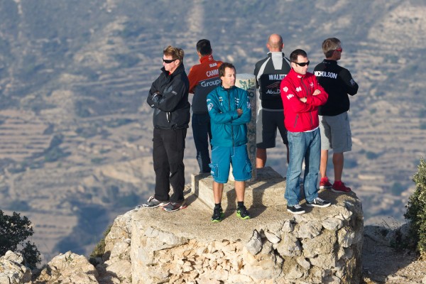 Skippere i Volvo Ocean Race i Alicante: Fra venstre: Mike Sanderson, Team Sanya; Ian Walker, Abu Dhabi Racing Team; Ken Read, PUMA Ocean Racing powered by BERG; Franck Cammas, Groupama Sailing Team; Iker Martinez, Team Telefonica; Chris Nicholson, CAMPER with Emirates Team New Zealand.