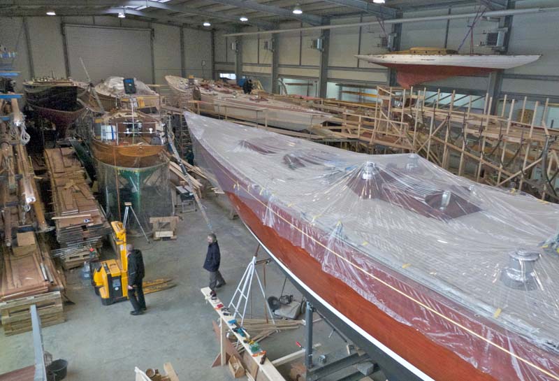 Robbe & Berking-værftet havde i weekenden besøg af medlemmer af støtteforeningen bag Danmarks Museum for Lystsejlads ved Valdemars Slot på Tåsinge. Foto: Søren Sridsholdt Nielsen