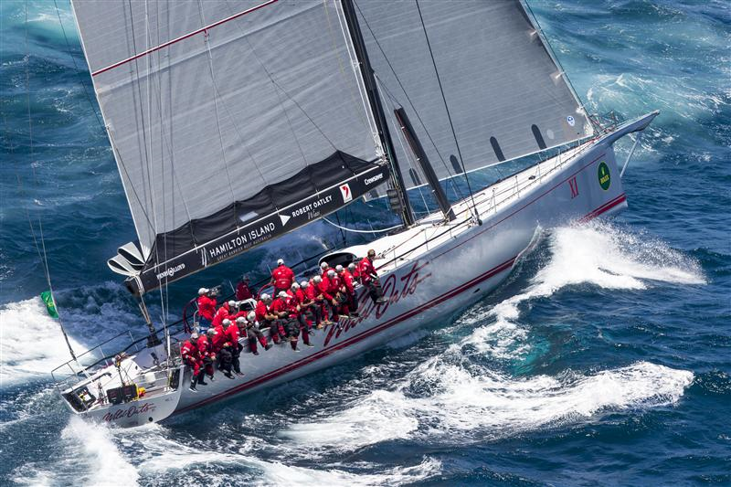 Wild Oats XI tog føringen foran Comanche, da de passerede Gabo Island tæt på Bass Strait. Foto: Daniel Forster/Rolex