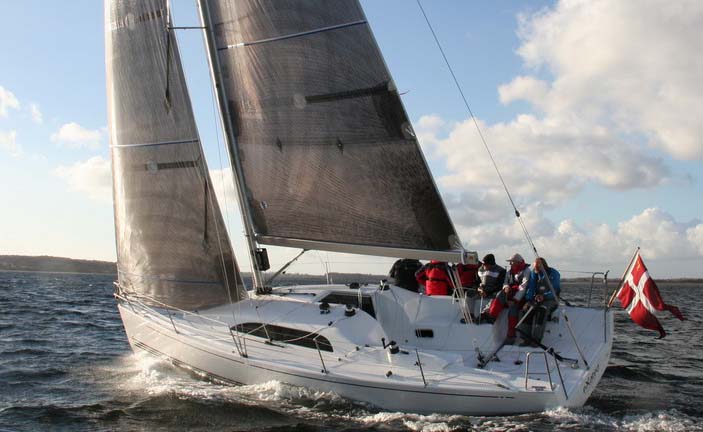 Sådan ser den nye Xp33 ud til søs. Foto: X-Yachts